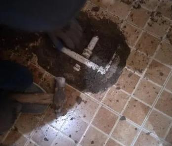 泉山卫生间漏水维修公司为您分享下卫生间渗水如何处理及注意事项