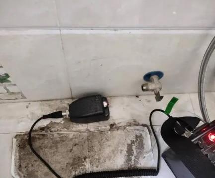 泉山屋顶漏水维修公司分享下卫生间漏水的危害及解决方法